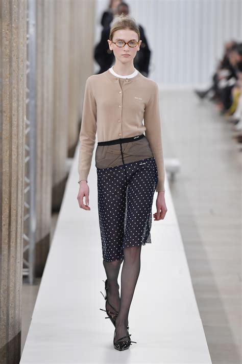 miu miu runaway|miu mia runway.